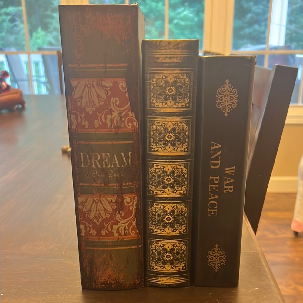 Decorative Book Set - Vintage Style in Brown and Black